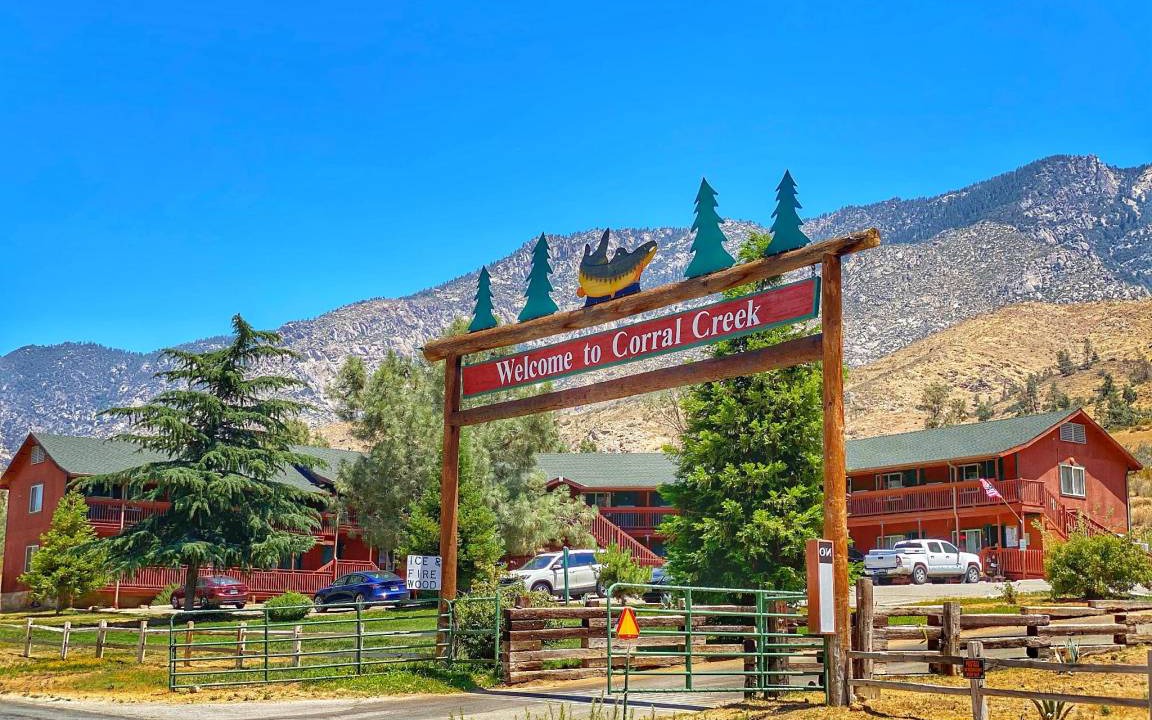 Kernville Hotel | 320 m² Hotel ∙ 4 guests
