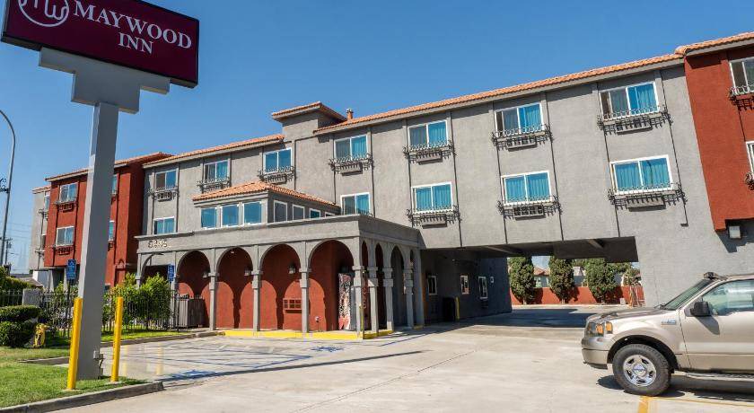 Maywood Hotel | 33 m² Motel ∙ 4 guests