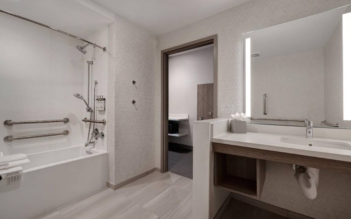 Chino Hills Hotel | 34 m² Hotel ∙ 127 guests