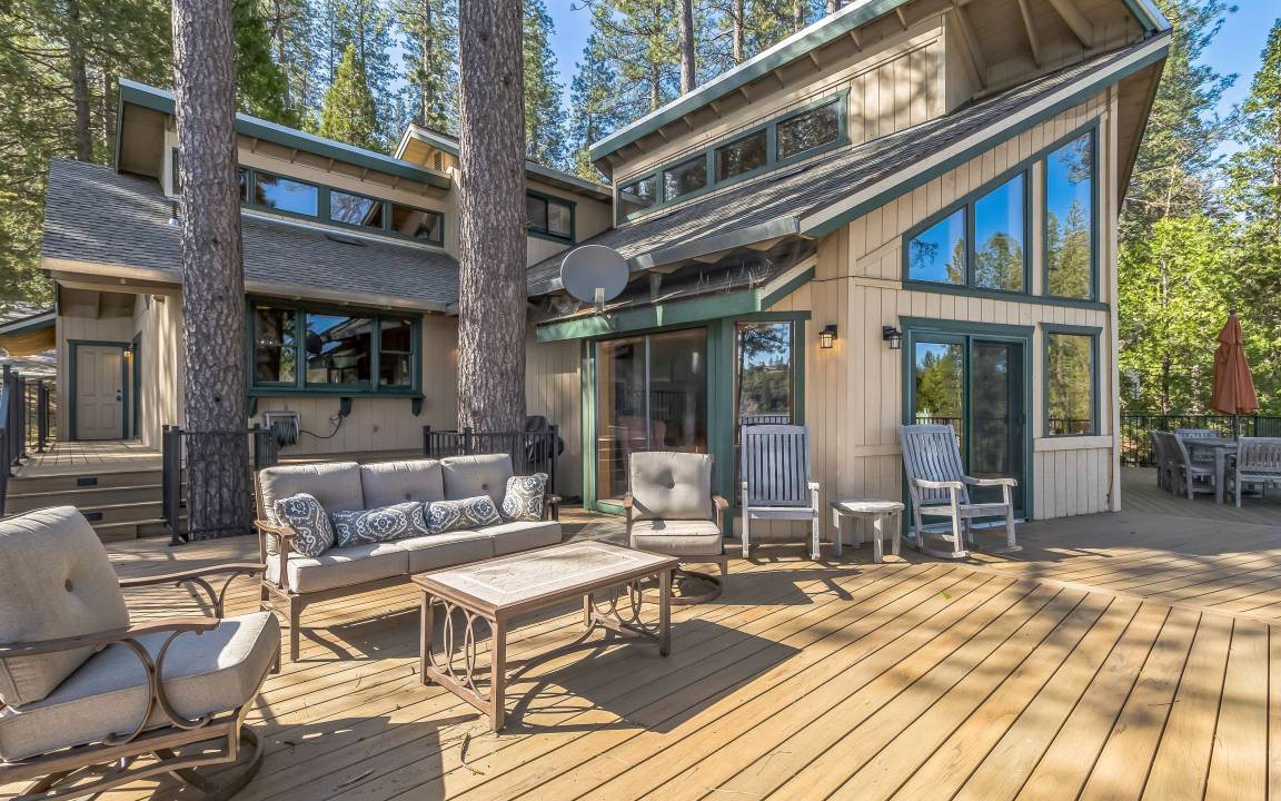 Groveland House | 345 m² House ∙ 5 bedrooms ∙ 15 guests