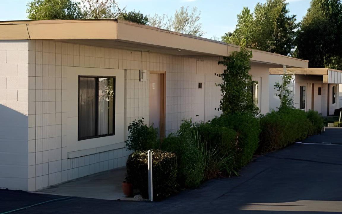 Hemet Hotel | 36 m² Motel ∙ 4 guests