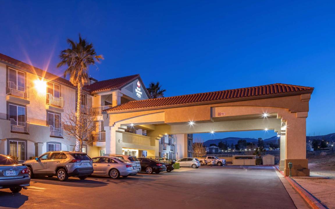 Palmdale Hotel | 37 m² Hotel ∙ 127 guests
