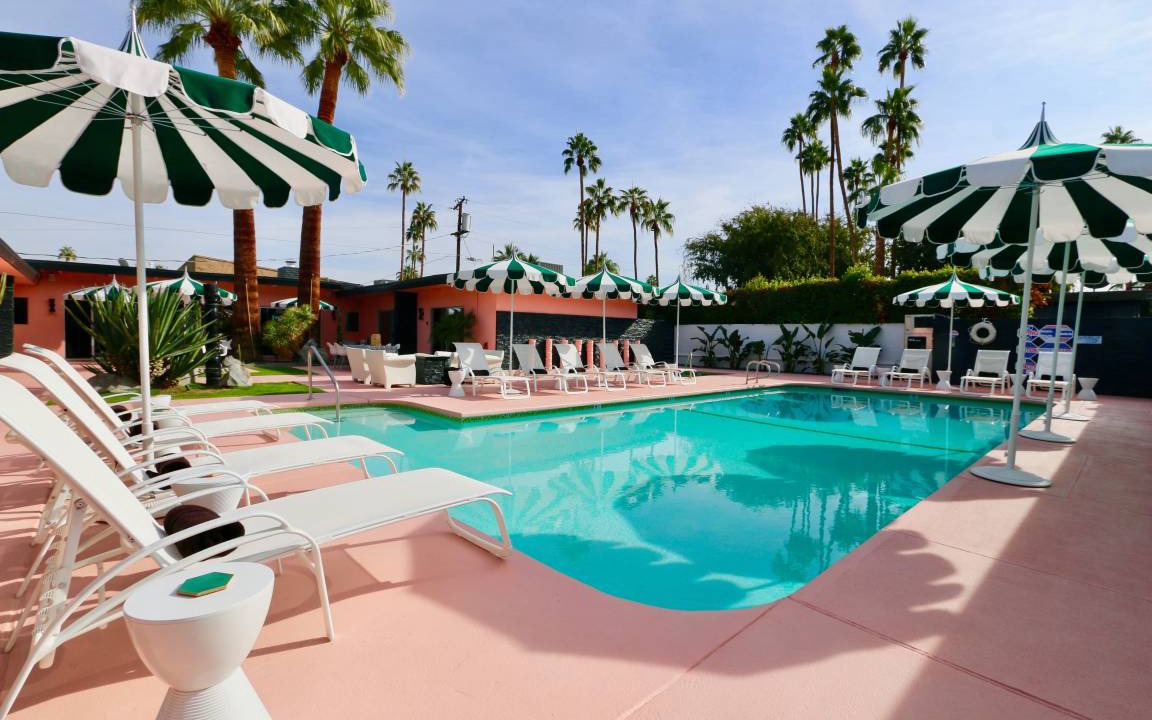 Warm Sands Hotel | 37 m² Hotel ∙ 2 bedrooms ∙ 4 guests