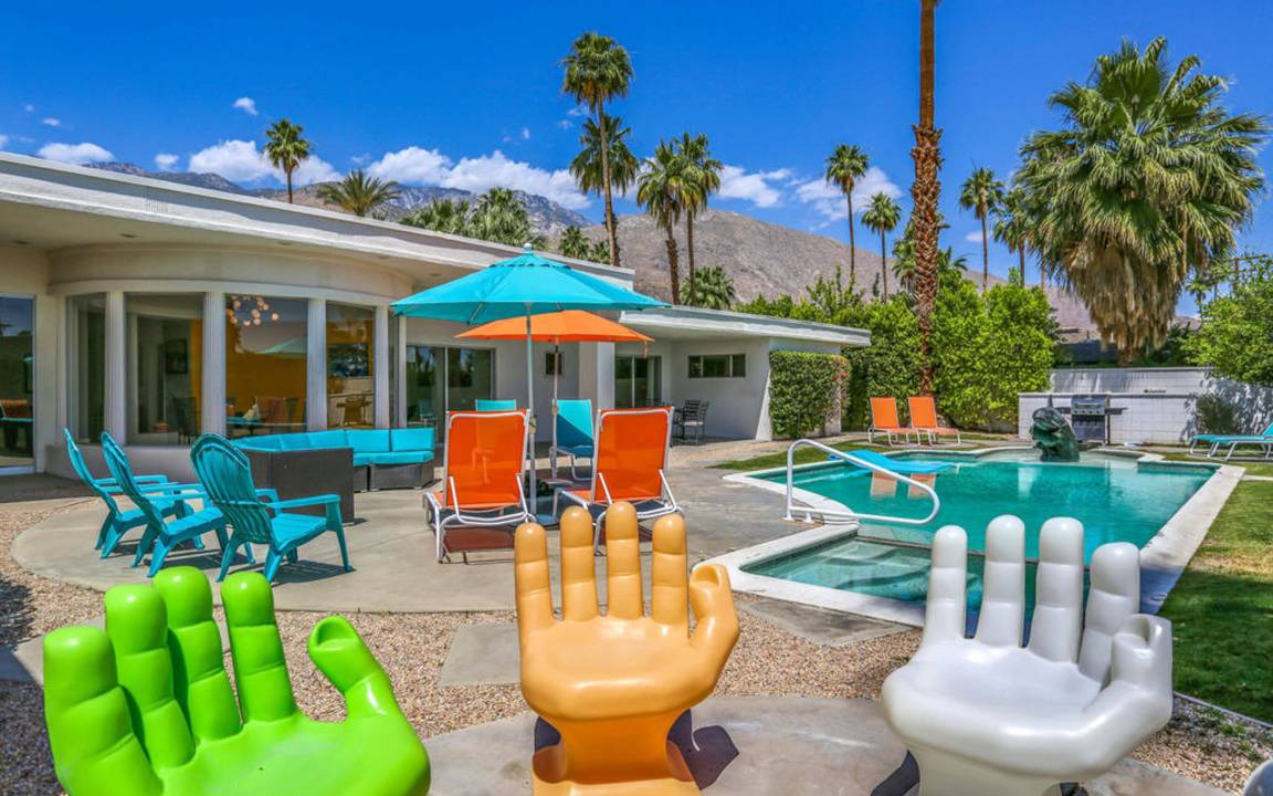 Twin Palms House | 372 m² House ∙ 4 bedrooms ∙ 8 guests