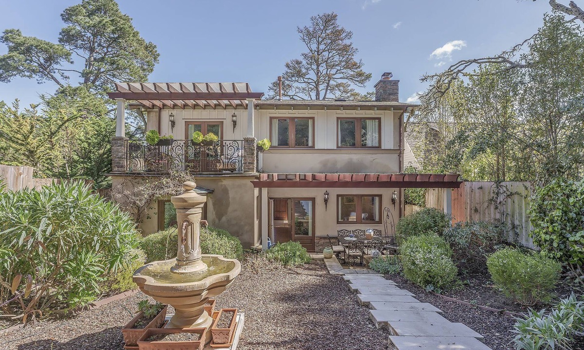 Golden Rectangle House | 3748 Tuscany by-the-Sea ~ Walk To Downtown Carmel