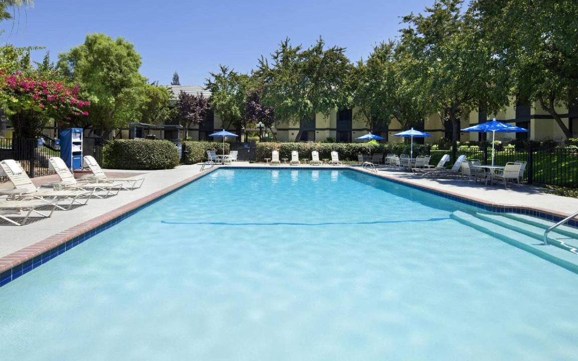 West Park Community Hotel | 39 m² Hotel ∙ 127 guests