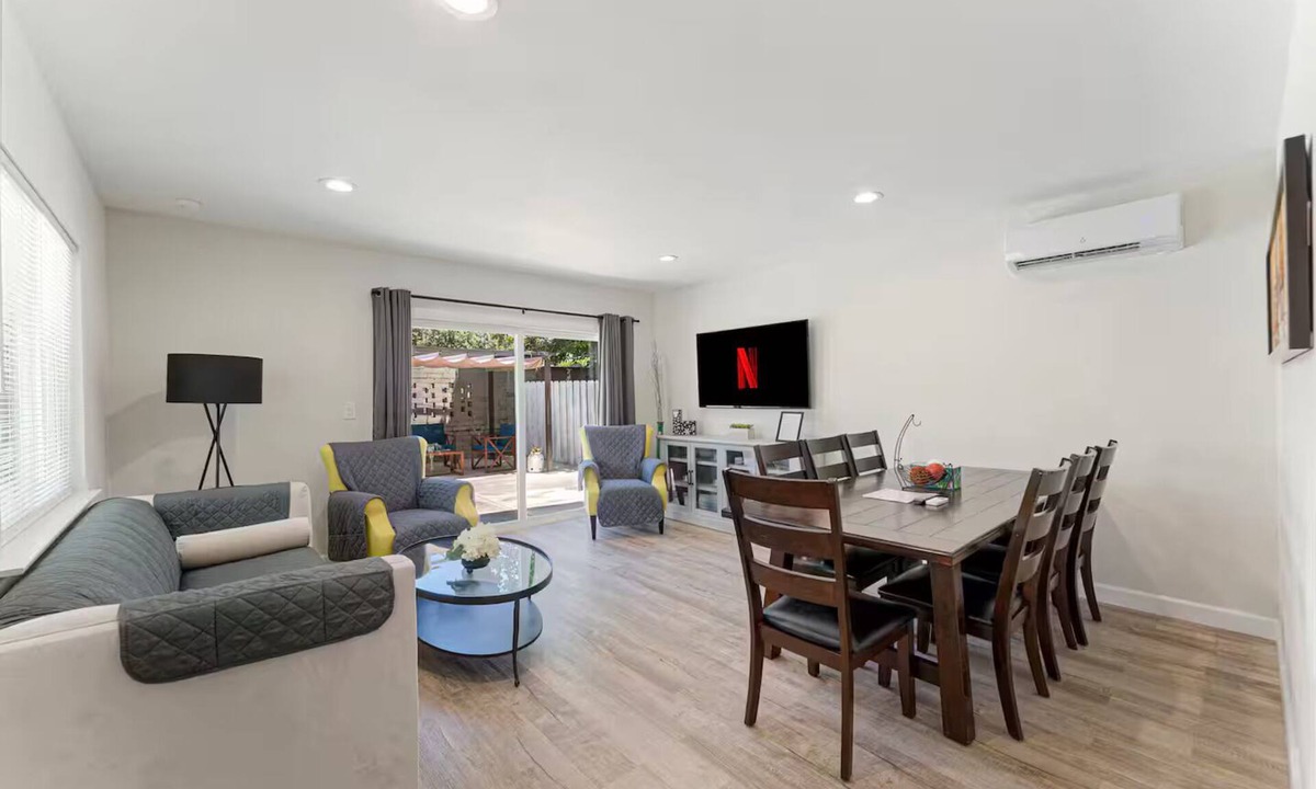 Monrovia House | 3Bed 2Ba l DTLA l Hollywood l Disneyland l Free Parking