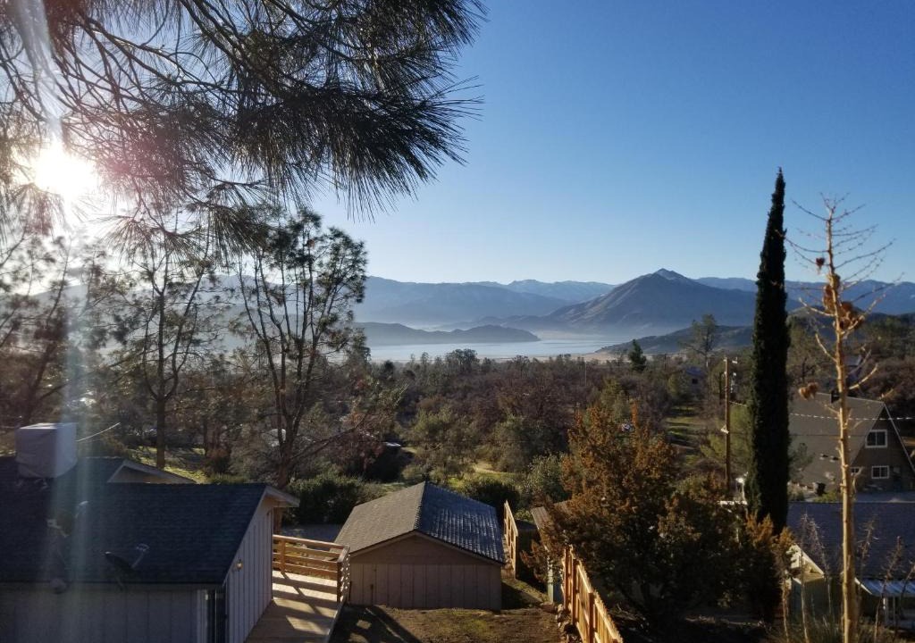 Wofford Heights House | 3BR Panoramic Lake View, Sequoia Forest, Kern County