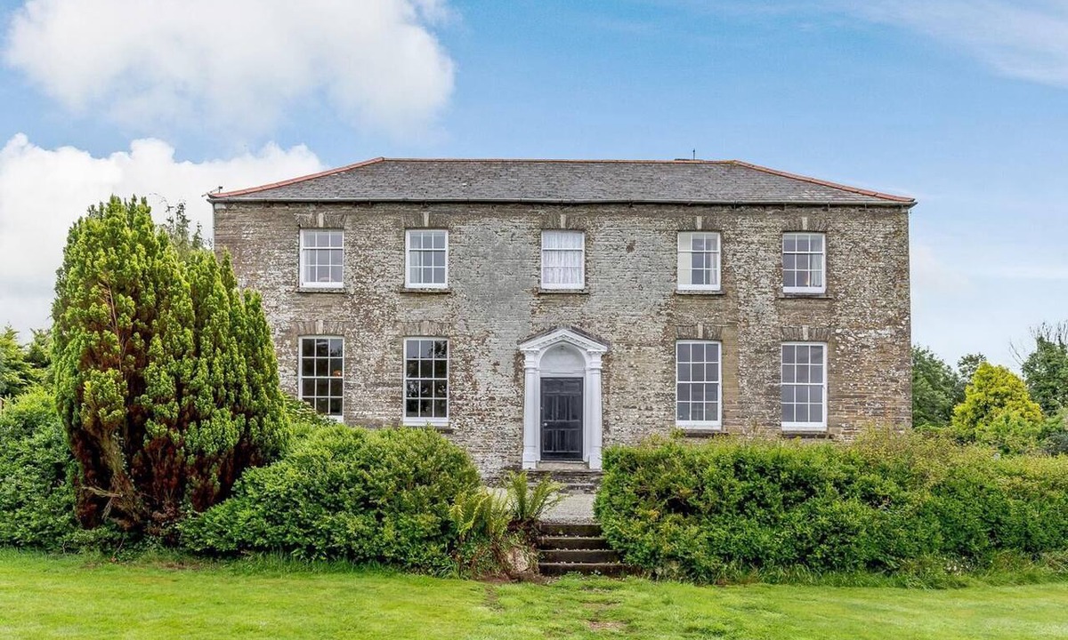 Wadebridge Cottage | 4 Bed in Wadebridge (oc-penda)