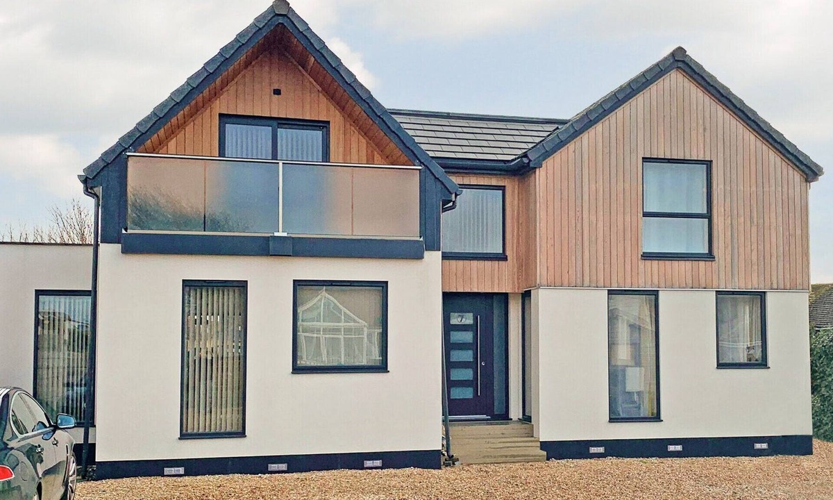 Middleton-on-Sea Cottage | 4 bedroom accommodation in Bognor Regis