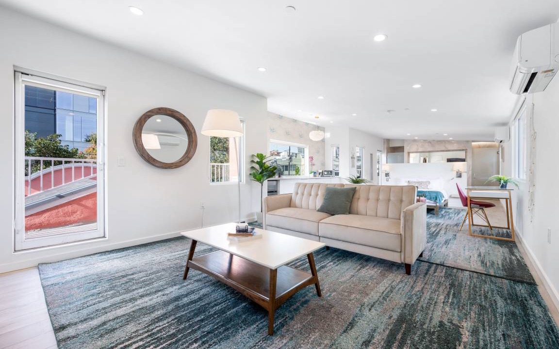 Hollywood Hotel | 407 m² Hotel ∙ 1 bedroom ∙ 2 guests