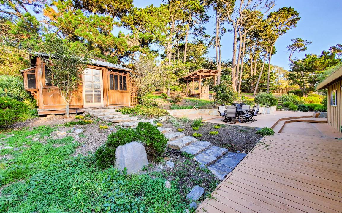 Pebble Beach House | 427 m² House ∙ 5 bedrooms ∙ 11 guests