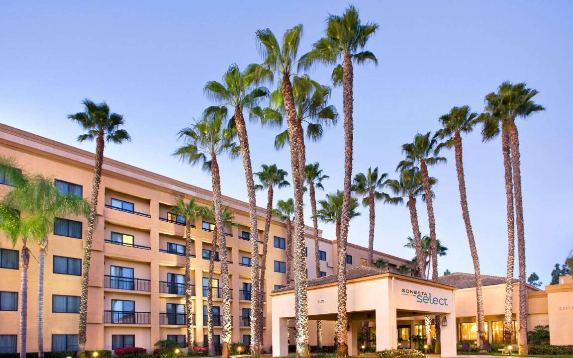 Laguna Hills Hotel | 43 m² Hotel ∙ 127 guests