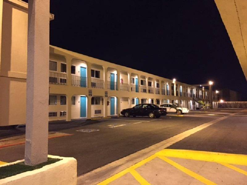 Northwest Anaheim House | 46 m² Motel ∙ 127 guests