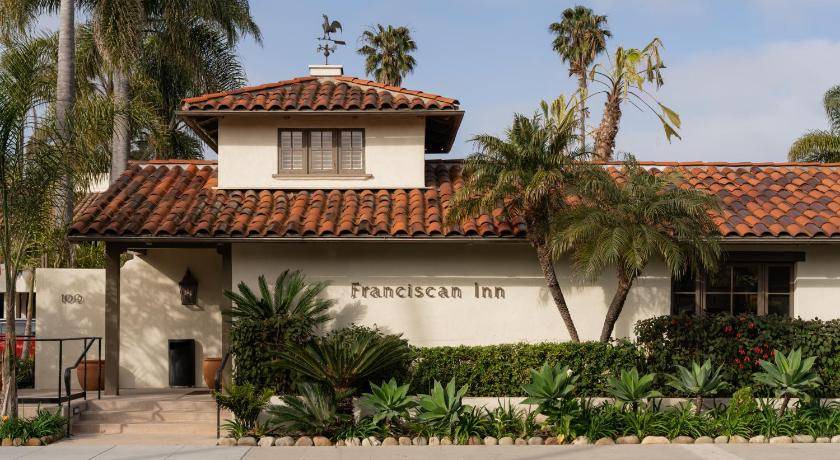 West Beach House | 46 m² Motel ∙ 2 bedrooms ∙ 127 guests