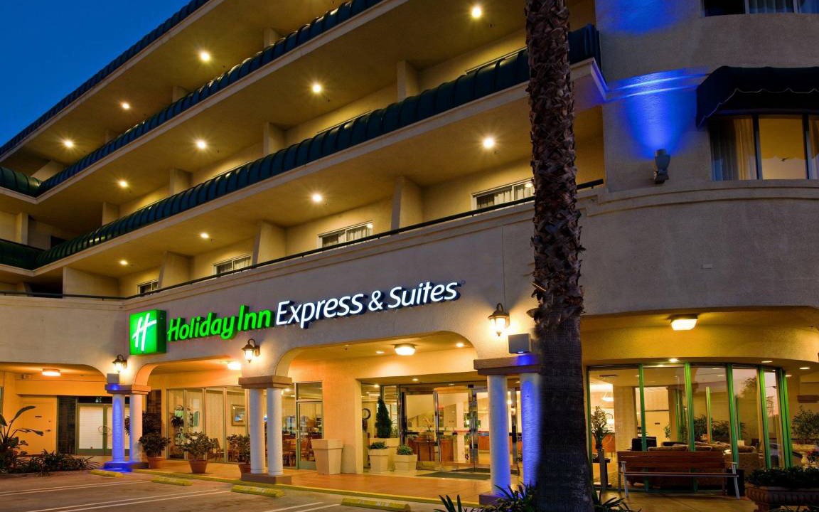 East Pasadena Hotel | 47 m² Hotel ∙ 127 guests