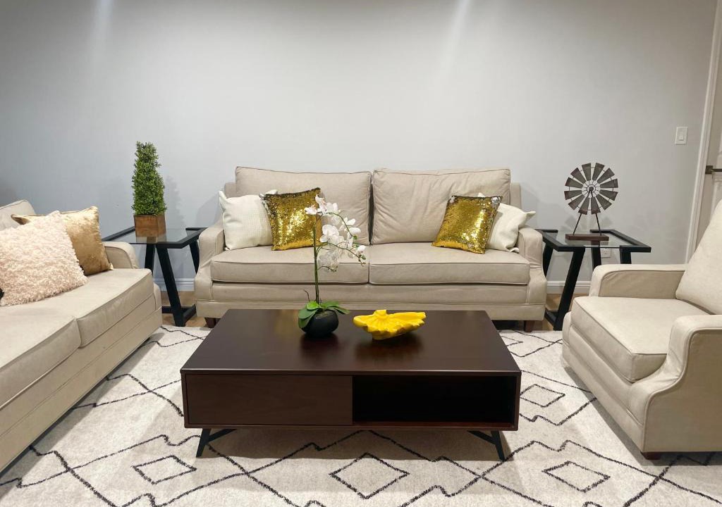 East Pasadena House | 4B3B spacious brand new house share with host in Pasadena Great environment neighborhood