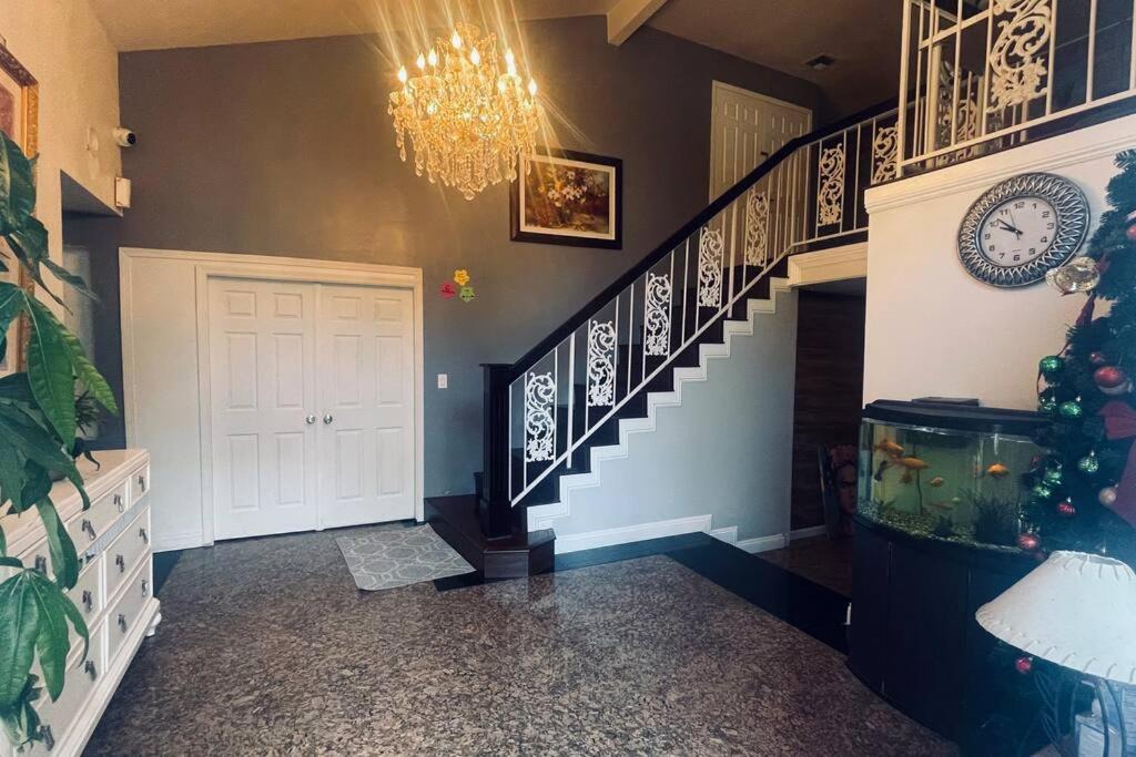 Hacienda Heights House | 5# King bed/1G Internet access/Free parking space
