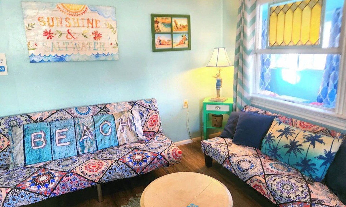 Grover Beach House | 5 MINUTE Walk to Beach! 4 br 2 bath Gorgeous Private CLASSIC California Bungalow