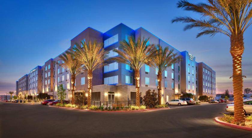Hawthorne Hotel | 54 m² Hotel ∙ 2 bedrooms ∙ 127 guests