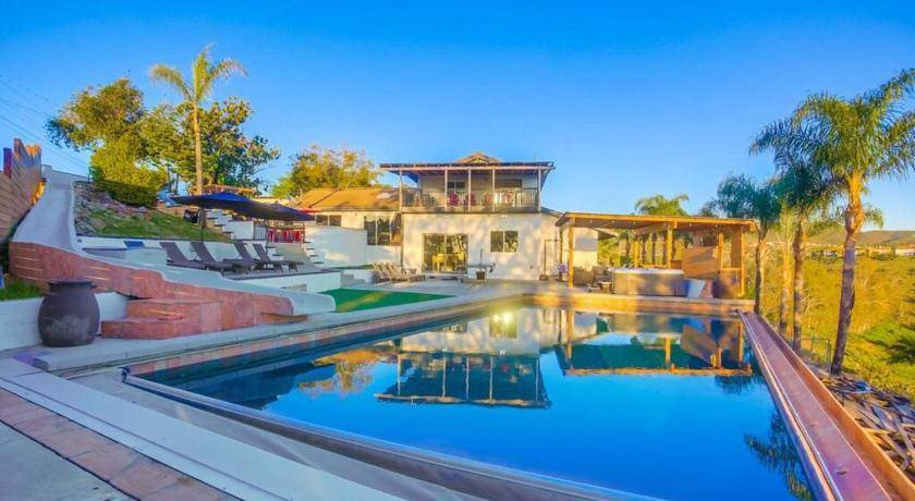 Vista House | 557 m² House ∙ 8 bedrooms ∙ 24 guests