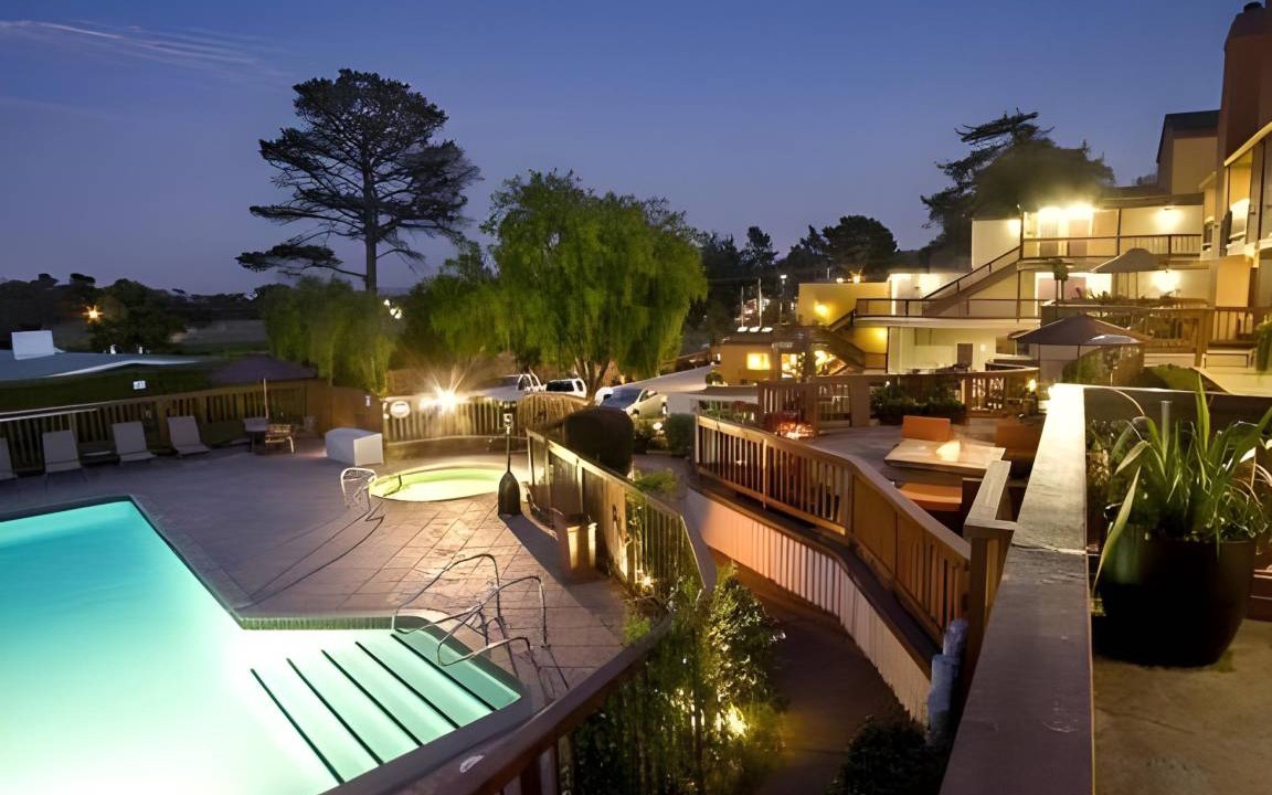 Munras Avenue Hotel | 62 m² Hotel ∙ 127 guests