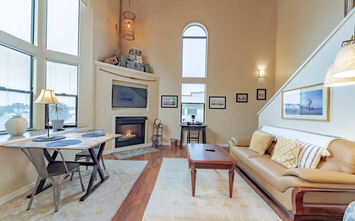 Old Town Eureka Apartment | 70 m² Apartment ∙ 1 bedroom ∙ 3 guests