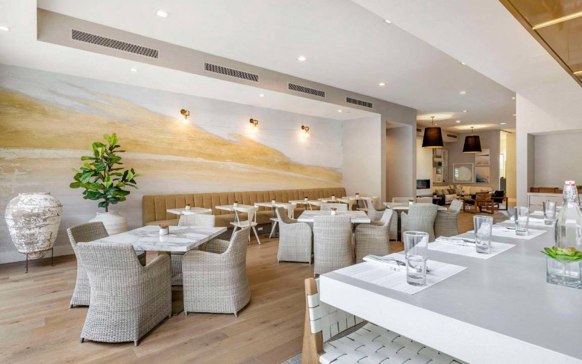 Calabasas Hotel | 75 m² Hotel ∙ 127 guests