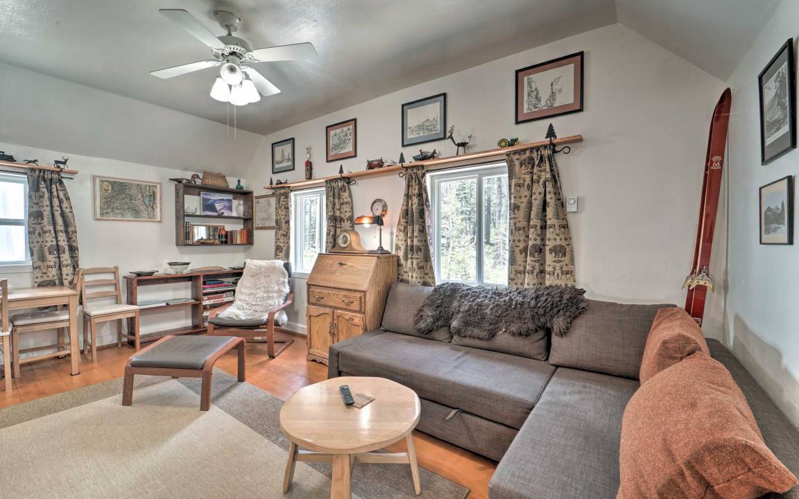 Soda Springs House | 78 m² House ∙ 2 bedrooms ∙ 4 guests