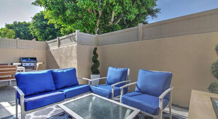 Hermosa Village Apartment | 86 m² Apartment ∙ 3 bedrooms ∙ 7 guests