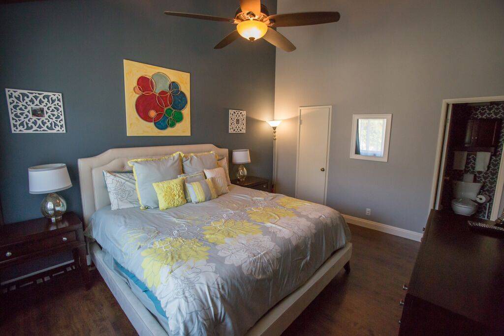 Hermosa Village Condo | 86 m² Condo ∙ 2 bedrooms ∙ 7 guests