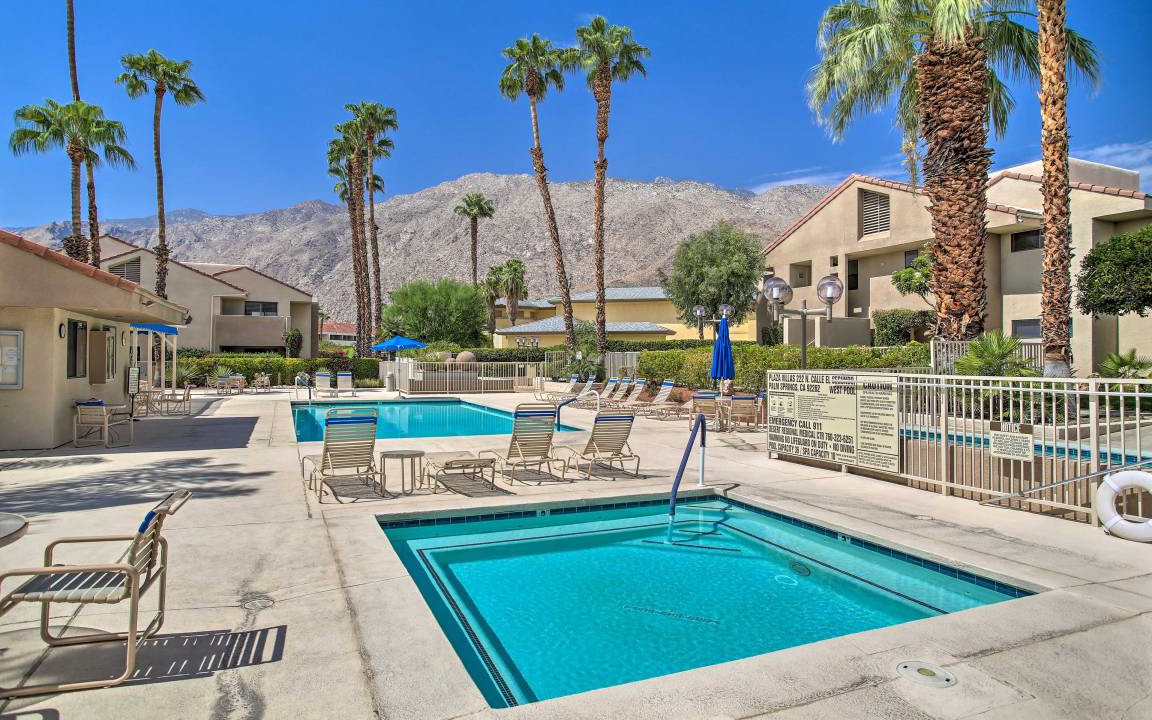 Downtown Palm Springs Apartment | 88 m² Apartment ∙ 2 bedrooms ∙ 4 guests