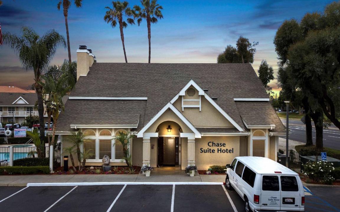 Brea Hotel | 88 m² Hotel ∙ 2 bedrooms ∙ 127 guests
