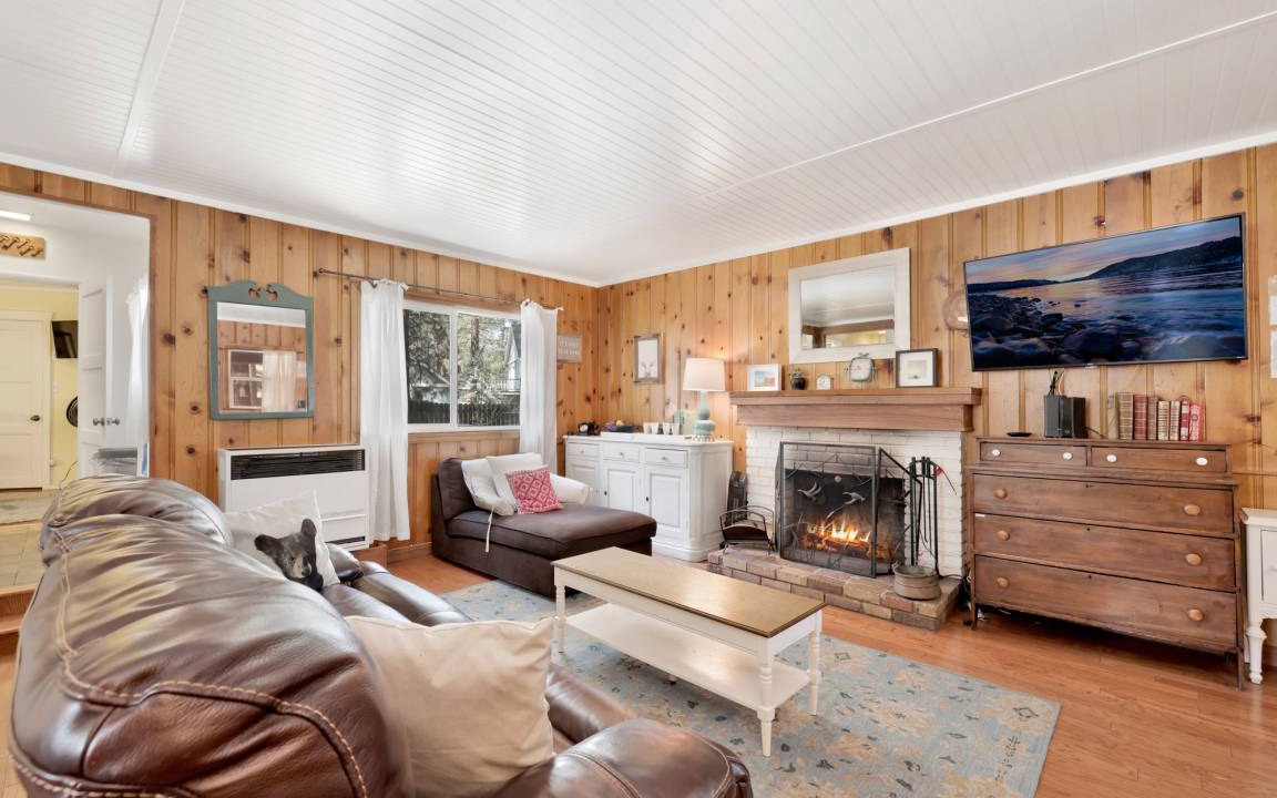Big Bear Lake Ski Chalet | 93 m² Chalet ∙ 2 bedrooms ∙ 5 guests