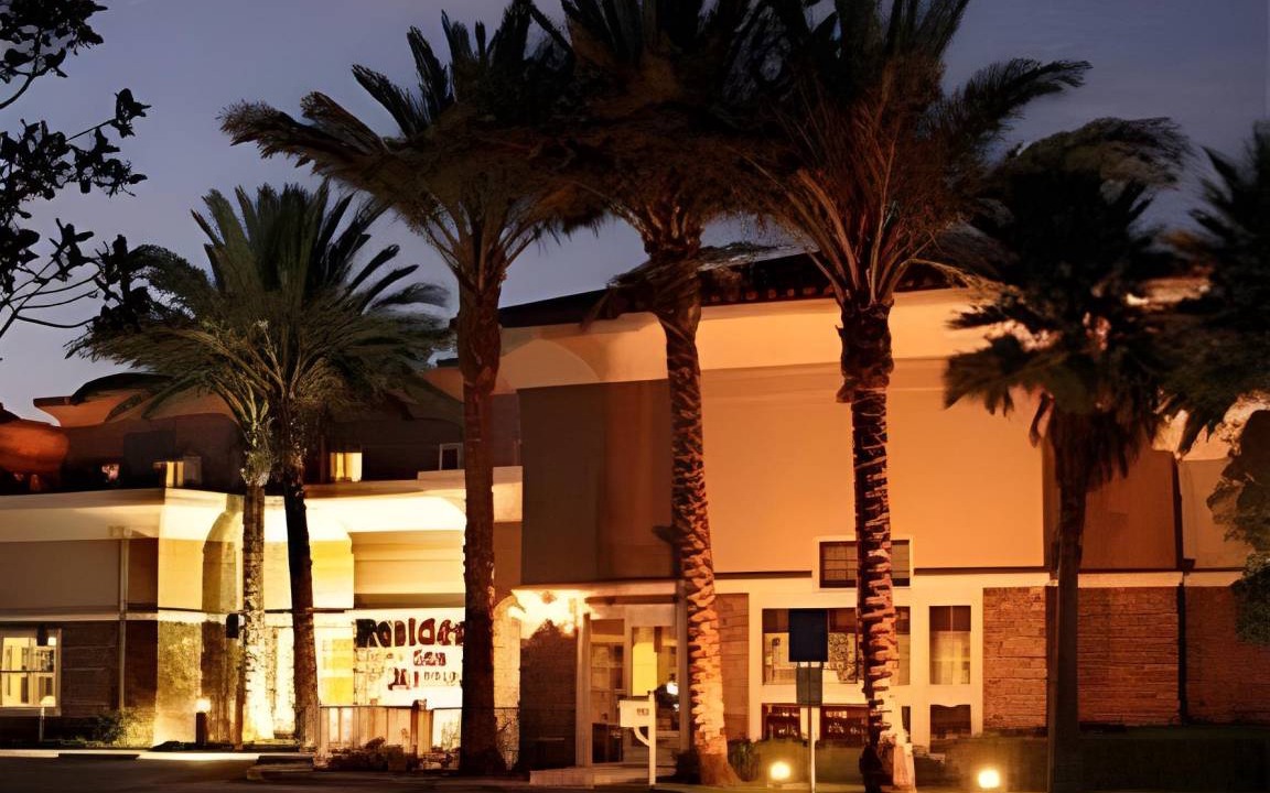 Corona Hotel | 93 m² Hotel ∙ 127 guests