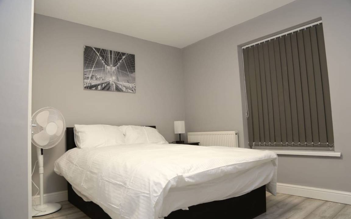 Woolwich Common Cabin | A A Guest Room7 (near Royal Arsenal)