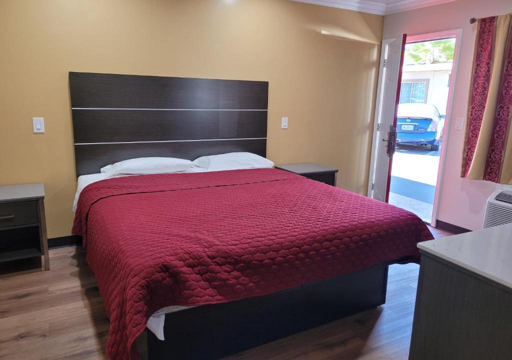Lamanda Park Hotel | ACE Motel
