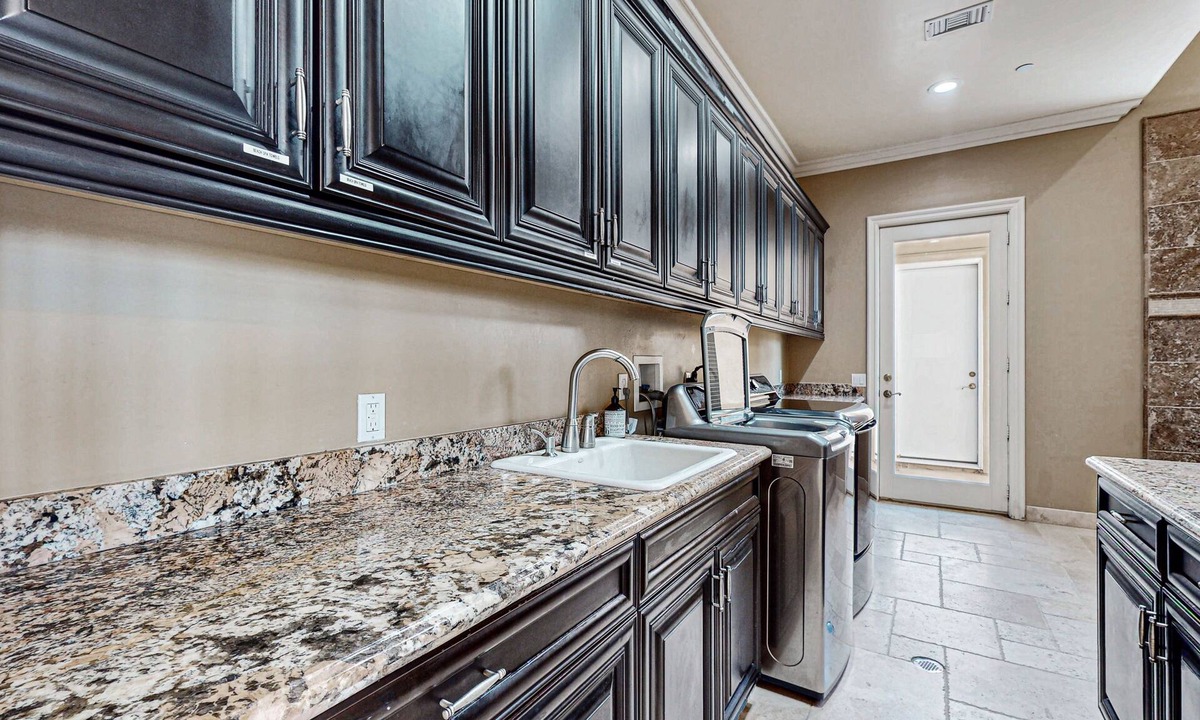 Vista House | Alta Vista Villa | Luxury house in Vista with sweeping unobstructed views