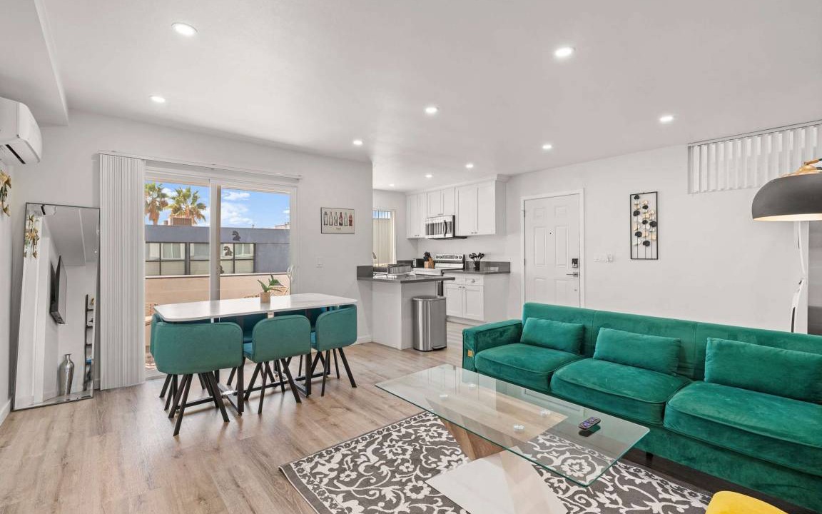 Altadena Apartment | Apartment ∙ 2 bedrooms ∙ 6 guests