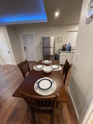 Fresno Apartment | Apartment ∙ 2 bedrooms ∙ 3 guests