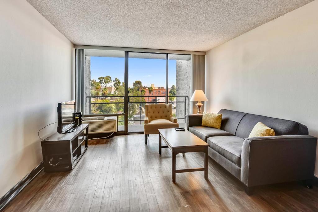 Cortez Hill Apartment | Ava Cortez Hill - CA64581