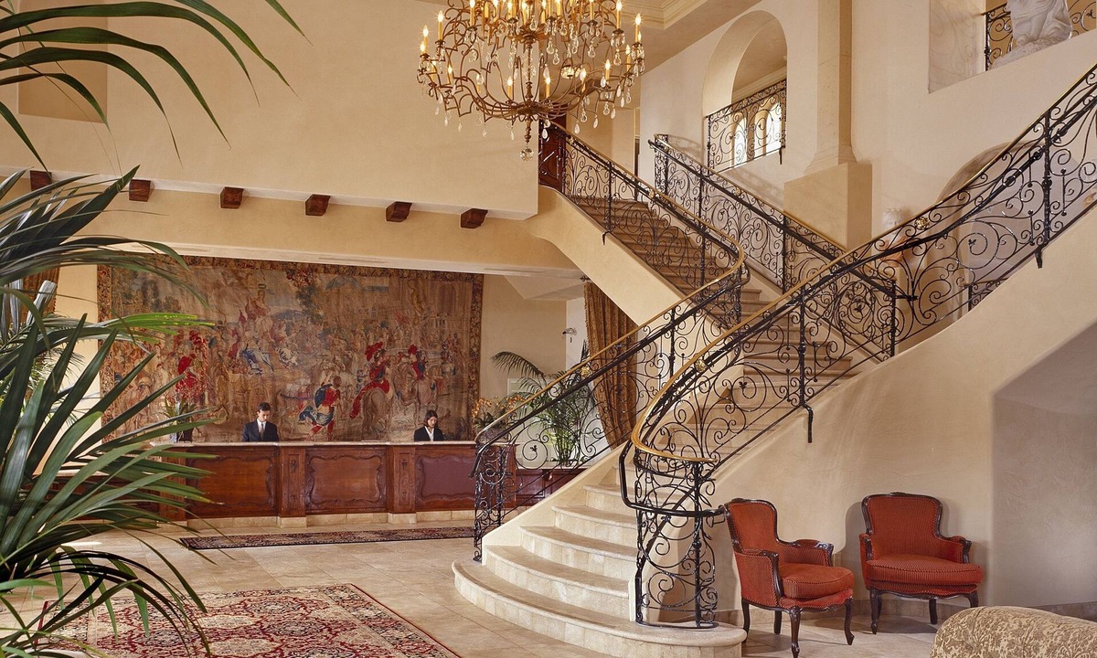 Hawthorne Hotel | Ayres Hotel Manhattan Beach LAX