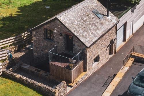 Bretherdale Apartment | Barneys cottage with hot tub in the Lake District National Park