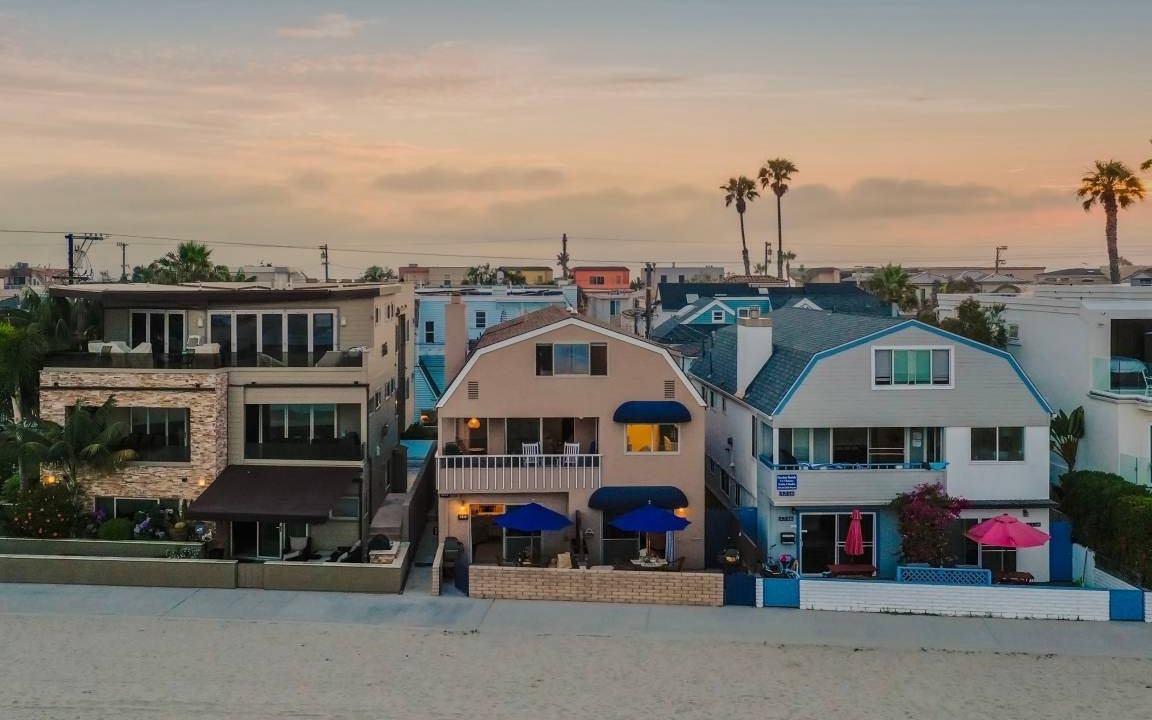 Central Mission Beach House | Bay View 3 by AvantStay Stunning Home on the Beach! In Mission Beach!