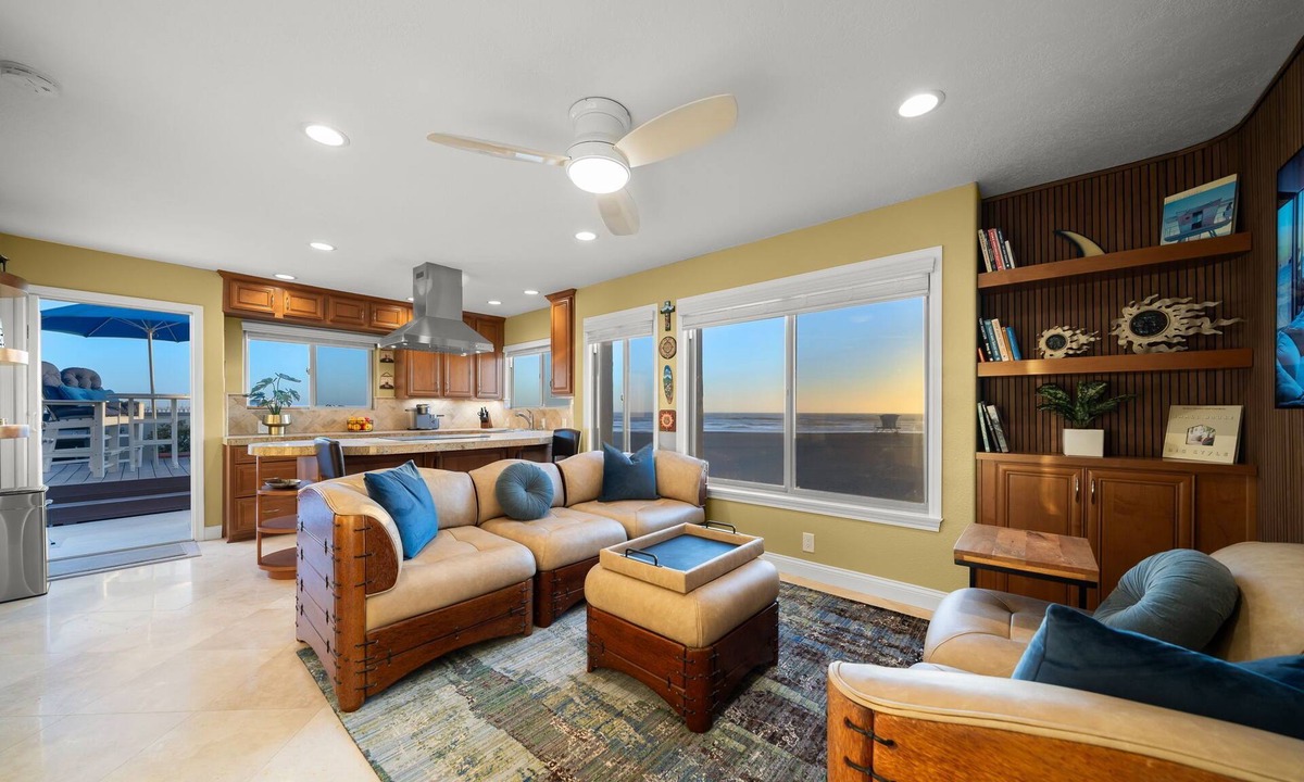 Huntington Beach Condo | Beach Front - On the SAND, shoreline, ocean, beach, HB Pier and bike path views.