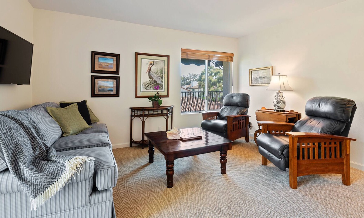 East Beach Condo | Beach Side in Santa Barbara