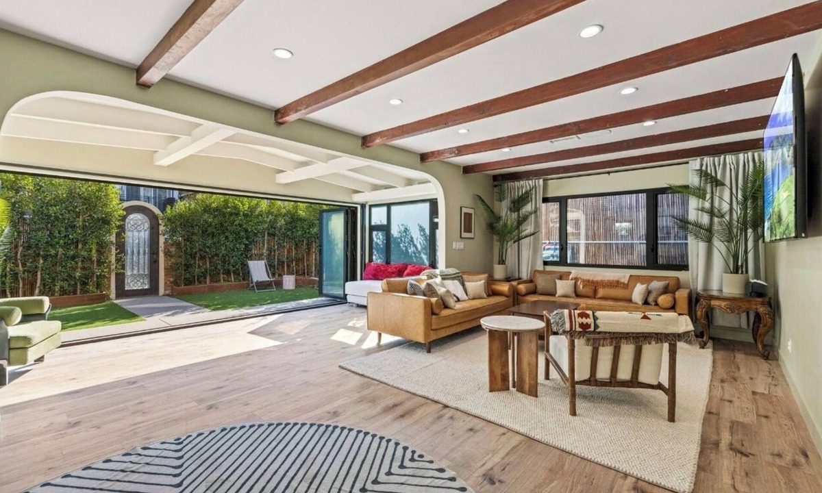 Silver Strand House | Beachside Getaway with Rooftop Patio, Tesla, Chargers And Rental Car Option!