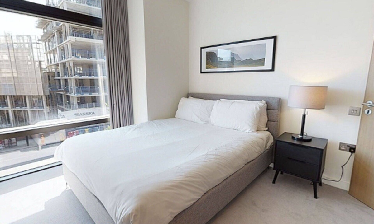 Bishopsgate Apartment | Beautiful apartment for 2 people with WIFI, pool and TV