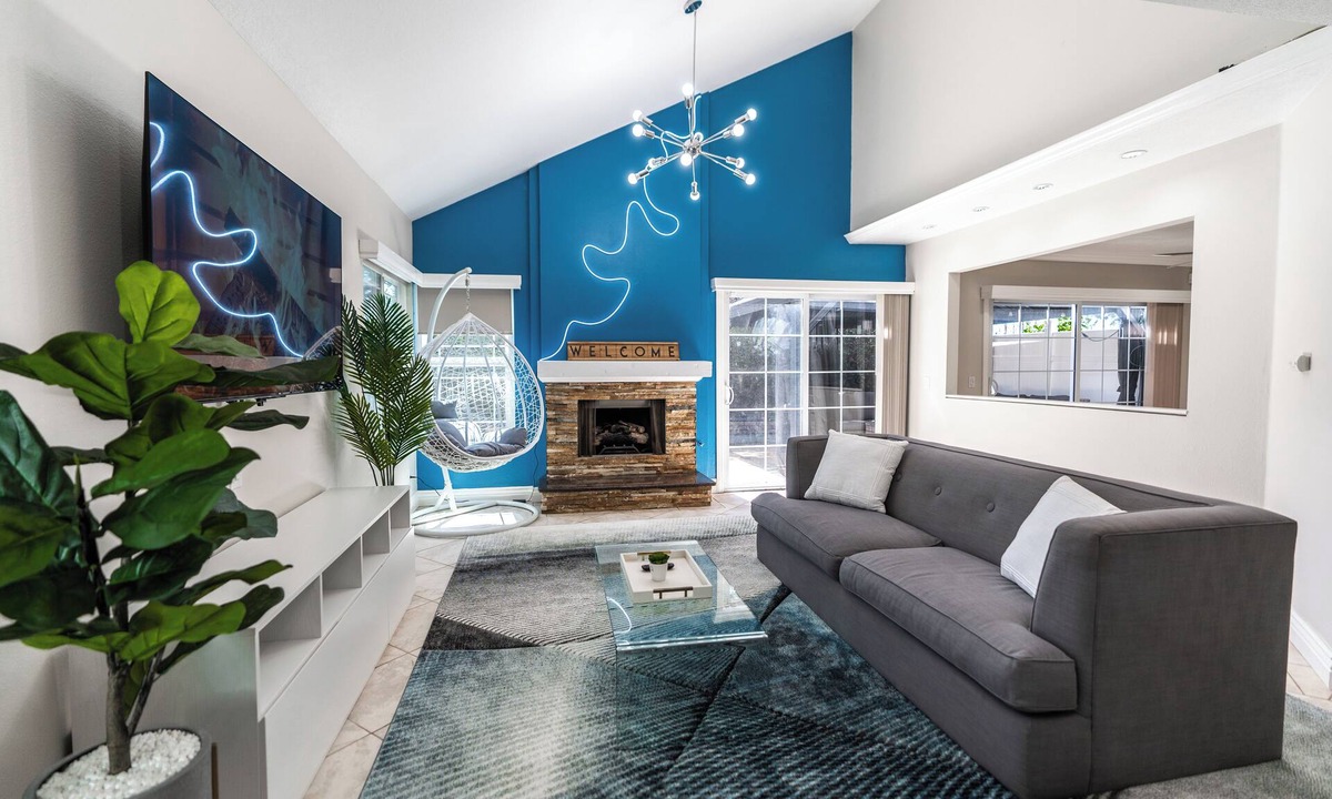 North Tustin House | Beautiful Spacious Home Minutes to Disney