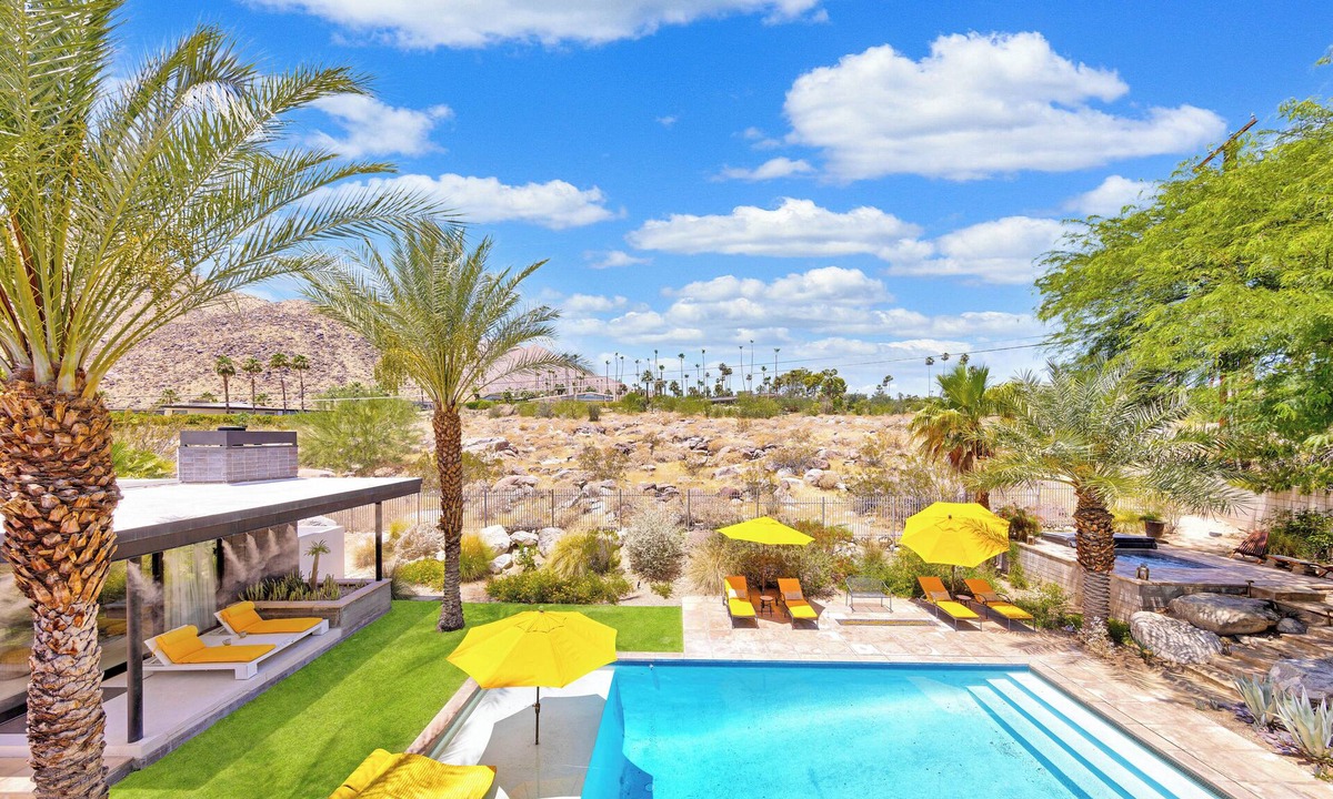 Vista Las Palmas House | Bella Vista Retreat: Private Modern Estate